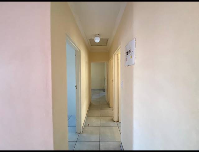 3 BEDROOM HOUSE FOR SALE IN VANDERBIJLPARK CE 4